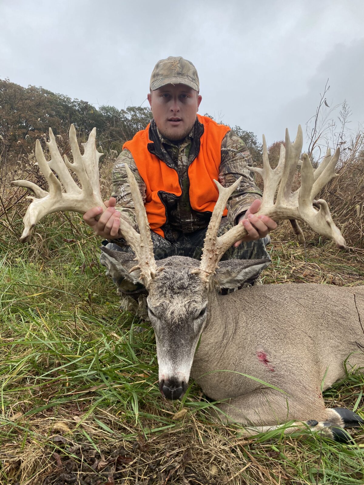 200 Cedar Ridge Whitetails